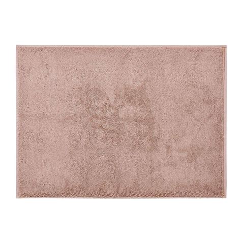dusty pink bathroom mat